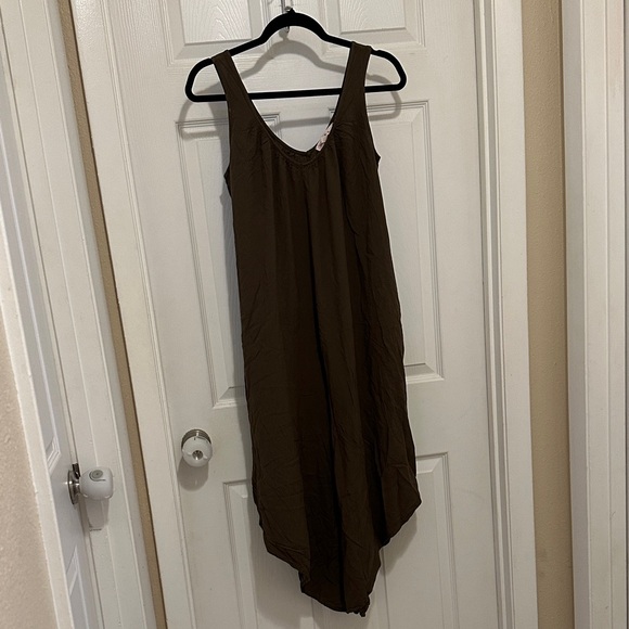 Harlow & Rose Brown Maxi Dress - Picture 1 of 5